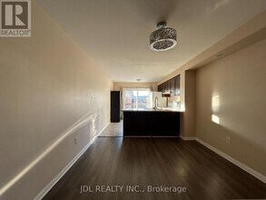 233 Rouge River Dr in Toronto, ON - Building Photo - Building Photo