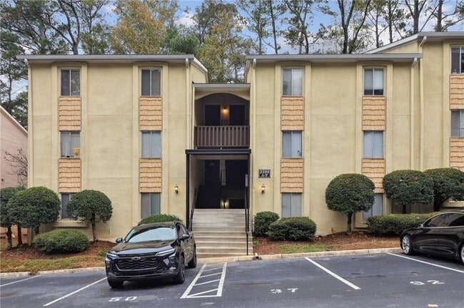 2398 Lawrenceville Hwy in Decatur, GA - Building Photo - Building Photo