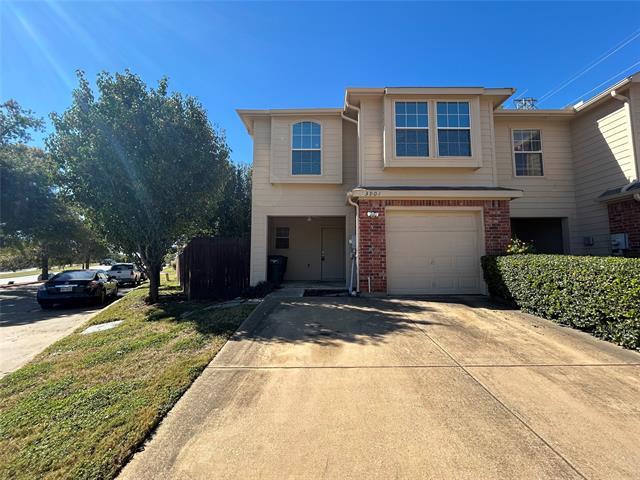 3901 Oceanside Dr in Euless, TX - Foto de edificio