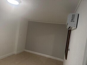 3701 SW 32nd Ave in West Park, FL - Building Photo - Building Photo