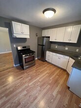 1116 E Dayton St, Unit #2 in Madison, WI - Foto de edificio - Building Photo