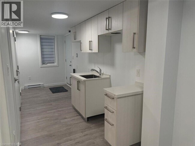 133 HighRiver Trl in Welland, ON - Building Photo - Building Photo