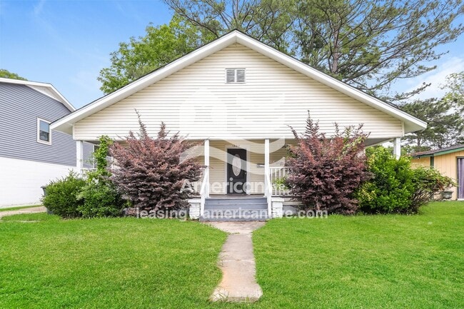 property at 1333 16th Pl SW