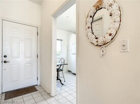 14911 Hole in 1 Cir, Unit PH3 in Ft. Myers, FL - Foto de edificio - Building Photo