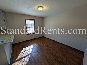 7625 Didwell Ct in Jonesboro, GA - Foto de edificio - Building Photo