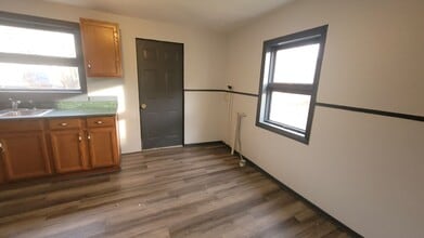 217 Thompson St in Latrobe, PA - Building Photo - Building Photo