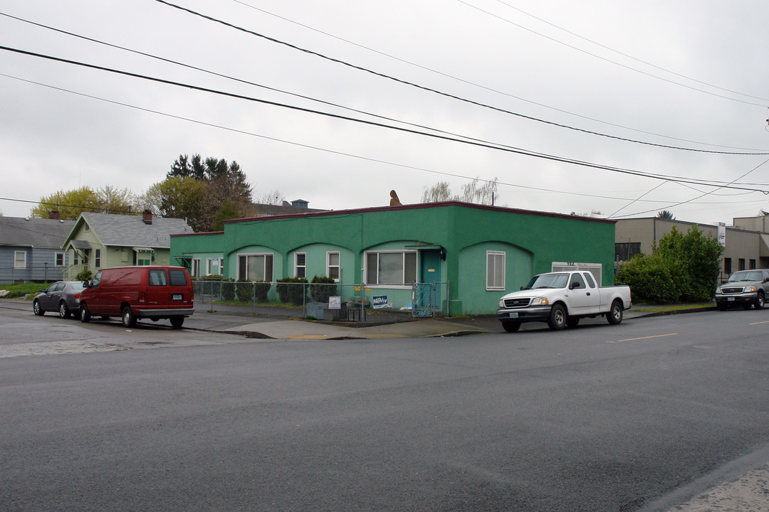 5336 N Albina Ave in Portland, OR - Building Photo