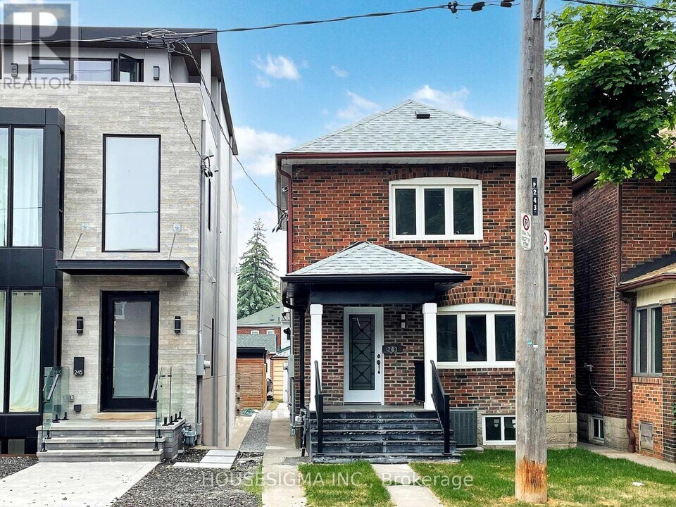 243 Windermere Ave in Toronto, ON - Building Photo