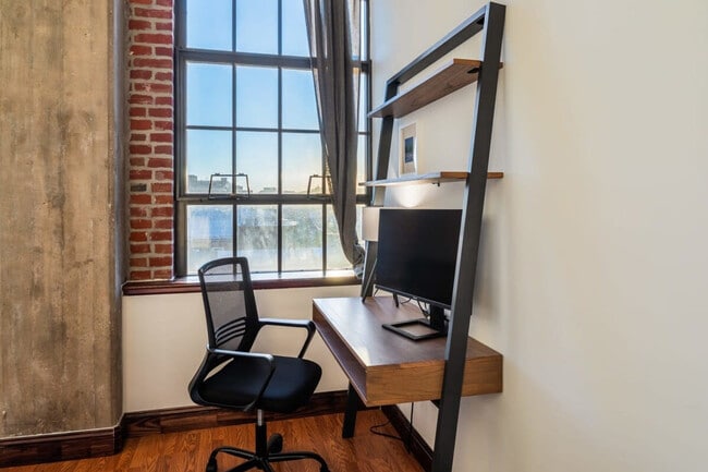 525 N 11th St in Philadelphia, PA - Building Photo - Building Photo