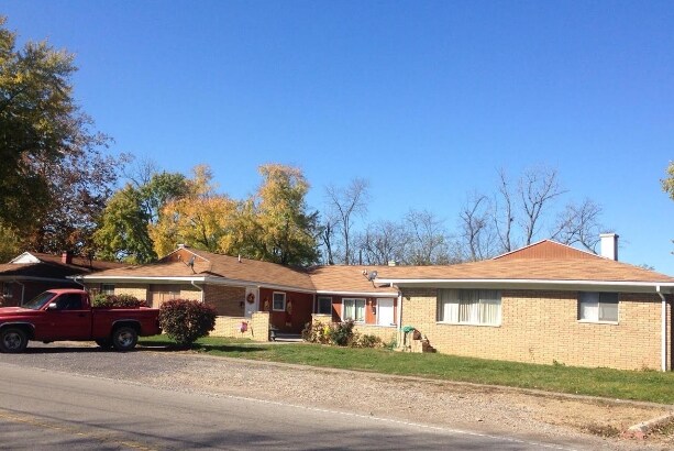 3221 Tytus Ave in Middletown, OH - Foto de edificio