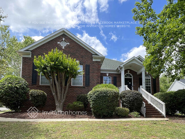 property at 7705 Fairway Mist Ct