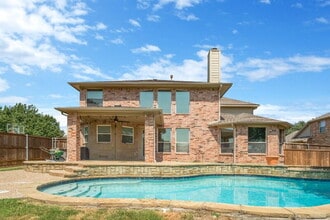 3812 Lakeway Dr in Grapevine, TX - Building Photo - Building Photo