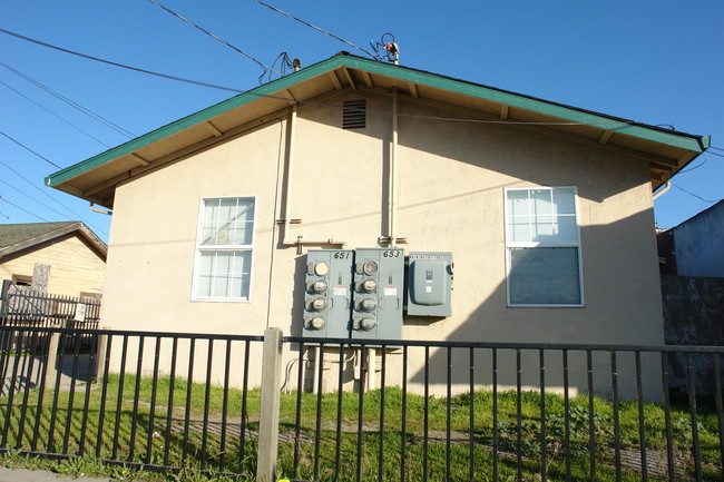 651 E Market St in Salinas, CA - Building Photo - Building Photo