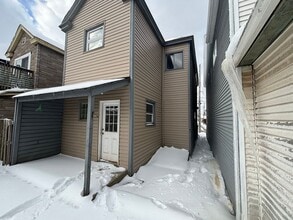 1411 Martha St in Munhall, PA - Building Photo - Building Photo