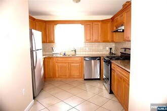 281 Morris Ave in Newark, NJ - Building Photo - Building Photo