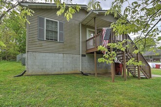 303 Moorland Dr in Johnson City, TN - Building Photo - Building Photo