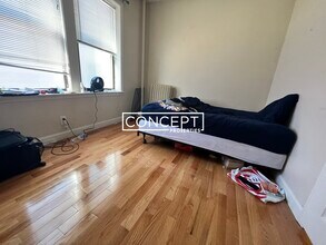 19 Peterborough St in Boston, MA - Foto de edificio - Building Photo