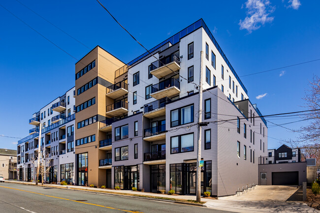 Courtyard 1 & 2 At Bayers & Young