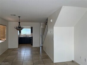 4061 Asante Cove St in Las Vegas, NV - Building Photo - Building Photo