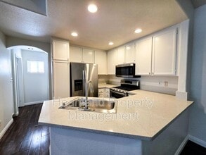 11847 Spruce Run Dr in San Diego, CA - Building Photo - Building Photo