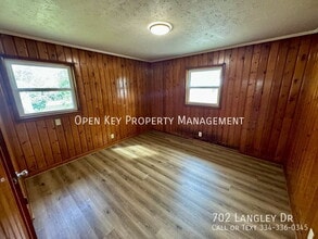 702 Langley Dr in Dothan, AL - Building Photo - Building Photo