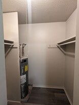 2915 Leeway Dr in Columbia, MO - Building Photo