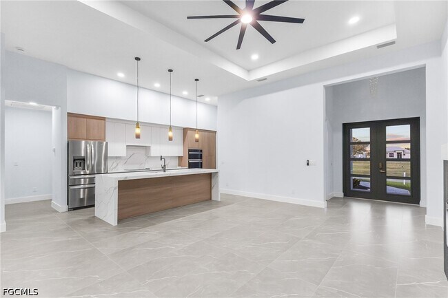 142 SW 33rd Pl in Cape Coral, FL - Building Photo - Building Photo