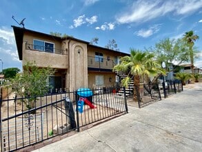 4193 Zavala St in Las Vegas, NV - Building Photo - Building Photo