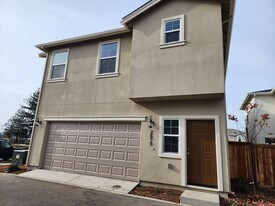 2916 Liscum St in Santa Rosa, CA - Building Photo