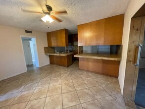 4156 Eve Dr E in Jacksonville, FL - Building Photo - Building Photo