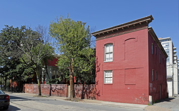 200 W. Franklin Street in Richmond, VA - Building Photo - Building Photo