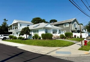 2174 Bay Blvd in Atlantic Beach, NY - Building Photo