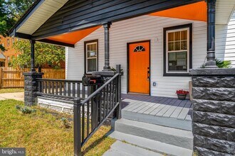 2800 Upshur St in Mount Rainier, MD - Building Photo - Building Photo