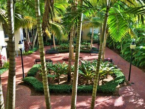 4905 Midtown Ln in Palm Beach Gardens, FL - Building Photo - Building Photo