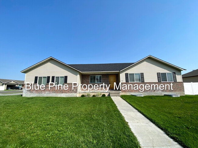 property at 4001 Summer Sun Dr