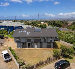 1505 Kilinoe Pl in Wailuku, HI - Building Photo - Building Photo