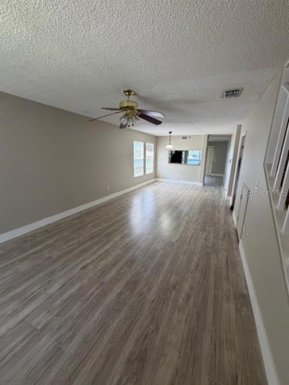 7202 E Bank Dr in Tampa, FL - Building Photo - Building Photo