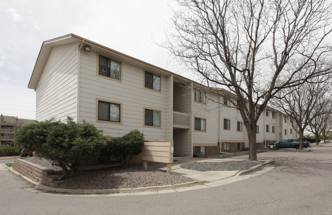 Ralston Oaks Apartments in Arvada, CO - Foto de edificio