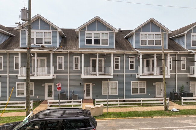 Villa St. Augustine in Tallahassee, FL - Building Photo - Building Photo