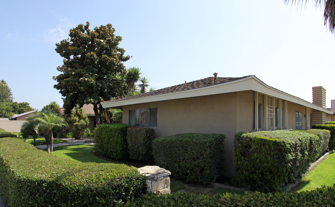 1150 S State College Blvd in Anaheim, CA - Building Photo