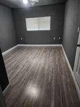 824 River Rd in Modesto, CA - Building Photo - Building Photo