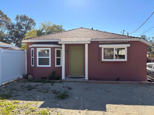 property at 15635 Curtis Ave