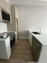 66 Lubec St, Unit 1 in Boston, MA - Building Photo