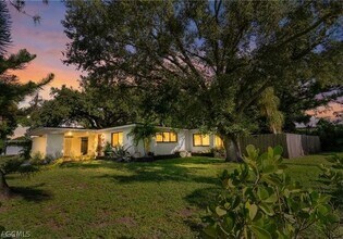 1373 Morningside Dr in Ft. Myers, FL - Building Photo - Building Photo