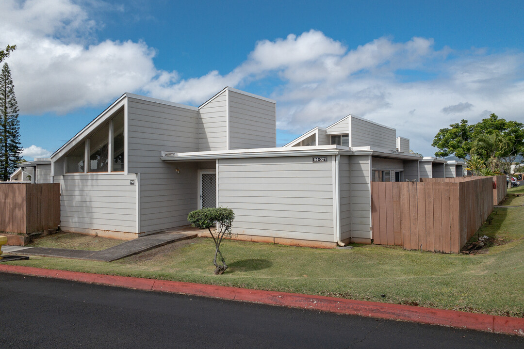 Meheula Hale in Mililani, HI - Foto de edificio