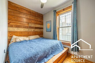 1349 N Washtenaw Ave in Chicago, IL - Building Photo - Building Photo