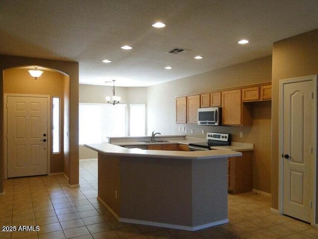 754 E Christopher St in San Tan Valley, AZ - Foto de edificio - Building Photo