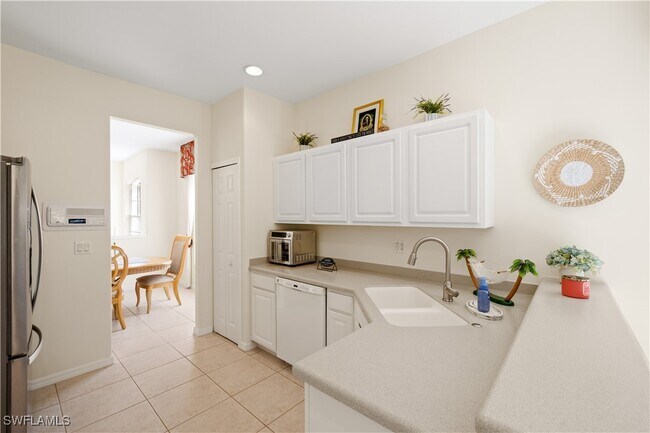 2180 Arielle Dr in Naples, FL - Building Photo - Building Photo