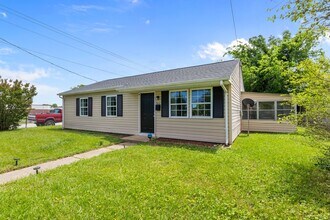 2014 Somerville Dr in Hampton, VA - Building Photo - Building Photo