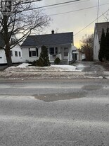 61 Adelaide St S in Kawartha Lakes, ON - Building Photo